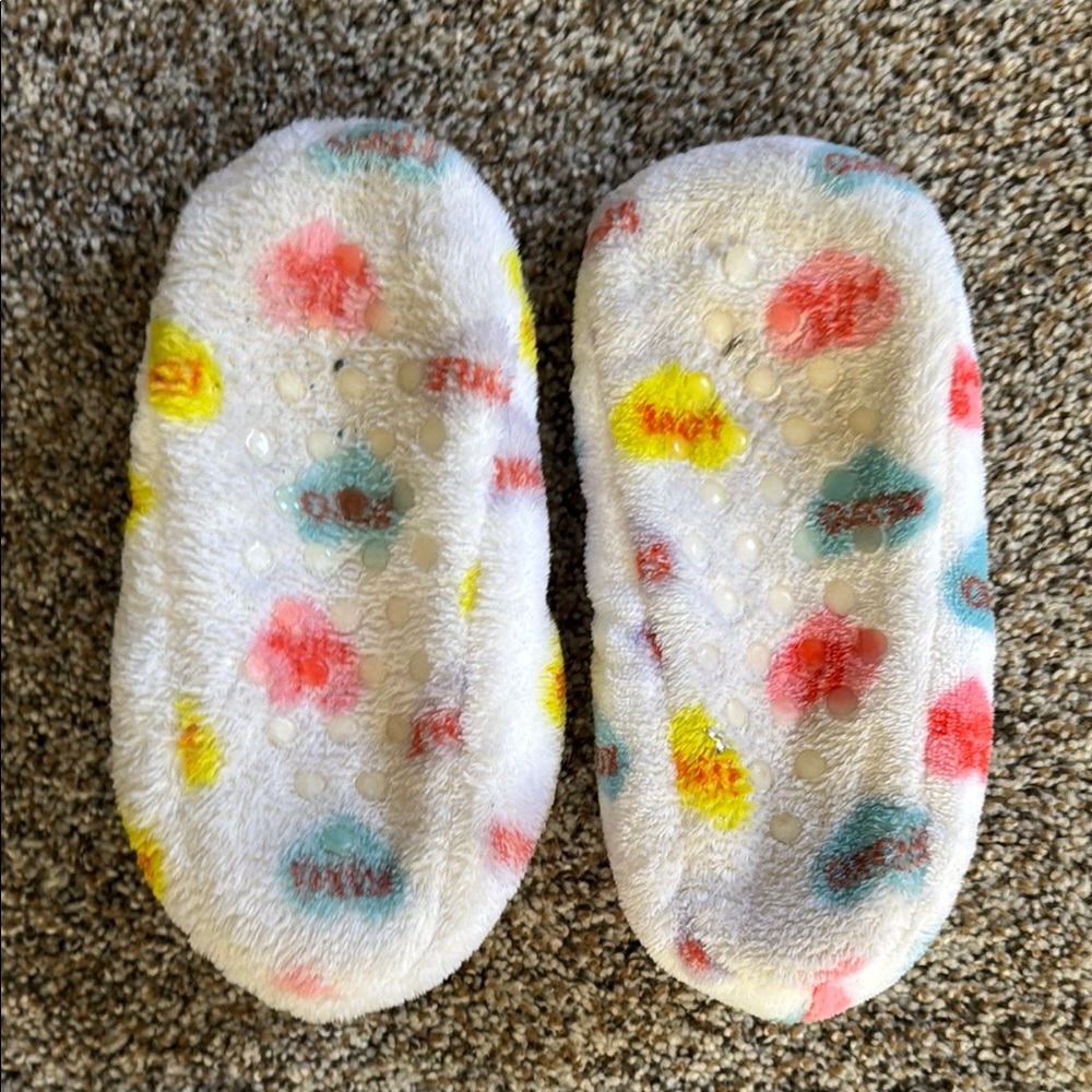 Candy Heart Slippers - Picture 3 of 3